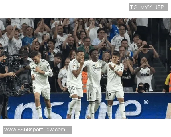 世体:穆里尼奥红牌停赛,可以在酒店看欧冠或去伯纳乌包厢观战 世体:穆里尼奥红牌停赛,可以在酒店看欧冠或去伯纳乌包厢观战